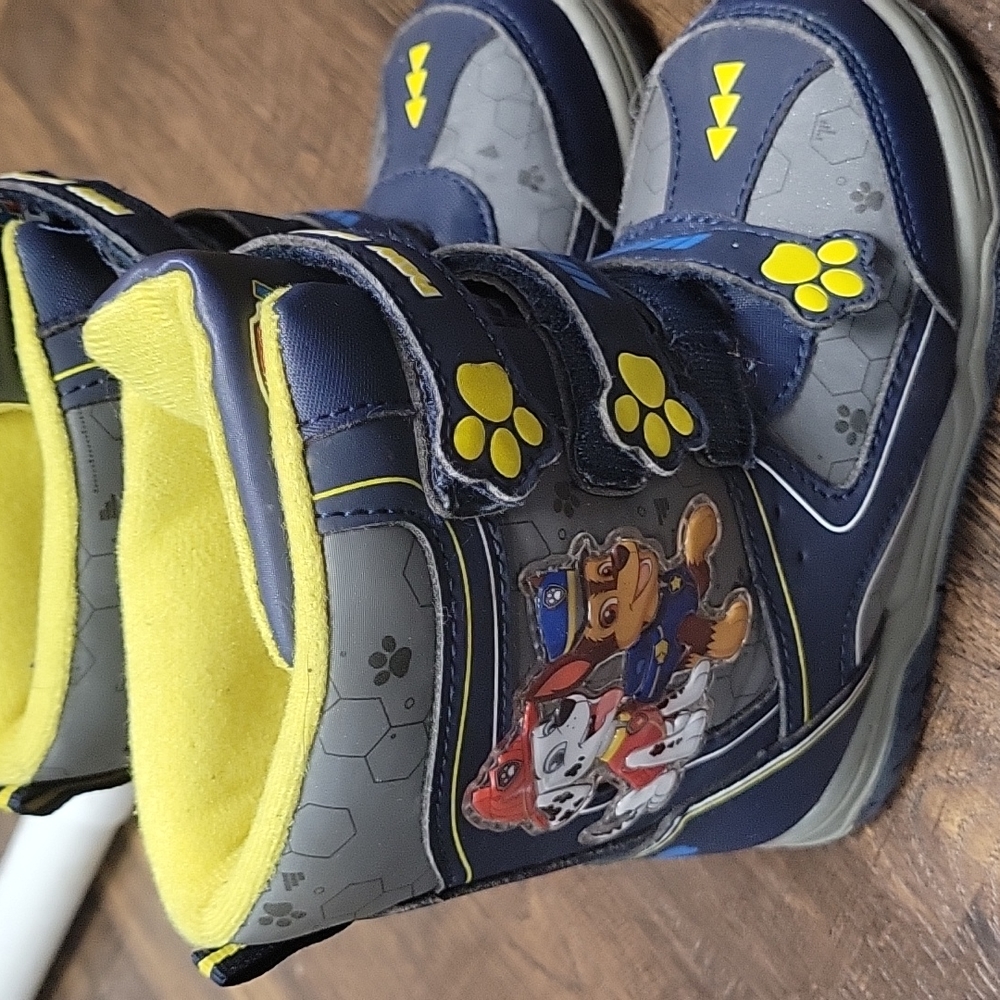 Boys snow boots
